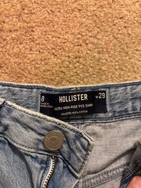 Hollister Ultra High Rise 90’s Shorts